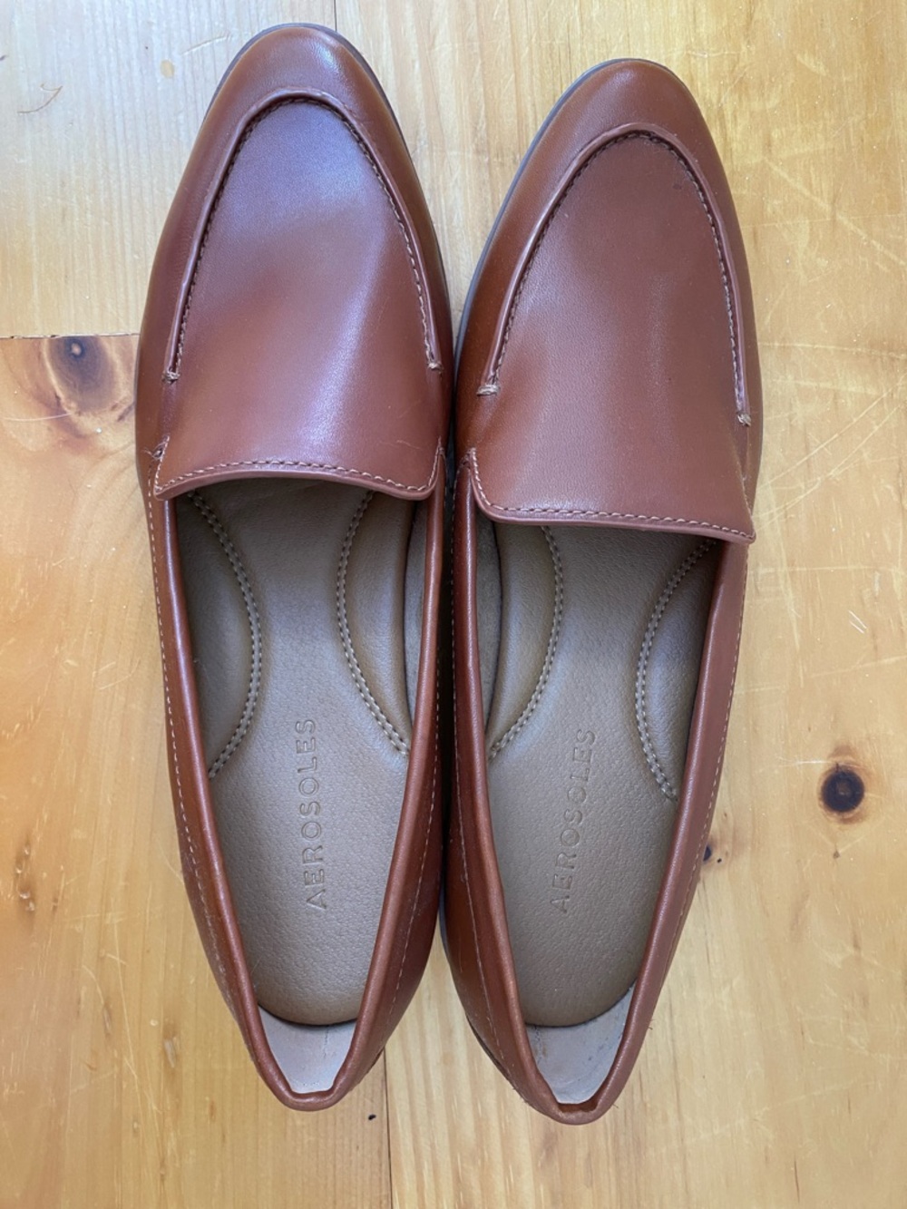 NEW!!! AEROSOLES Women's Tan Leather Slip-On Loafers